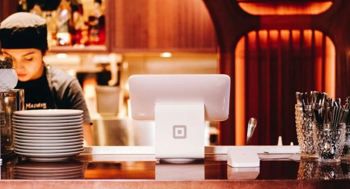Restaurant counter at peak hour, the moment the best voice AI tools for restaurant efficiency are meant to cover when calls go unanswered