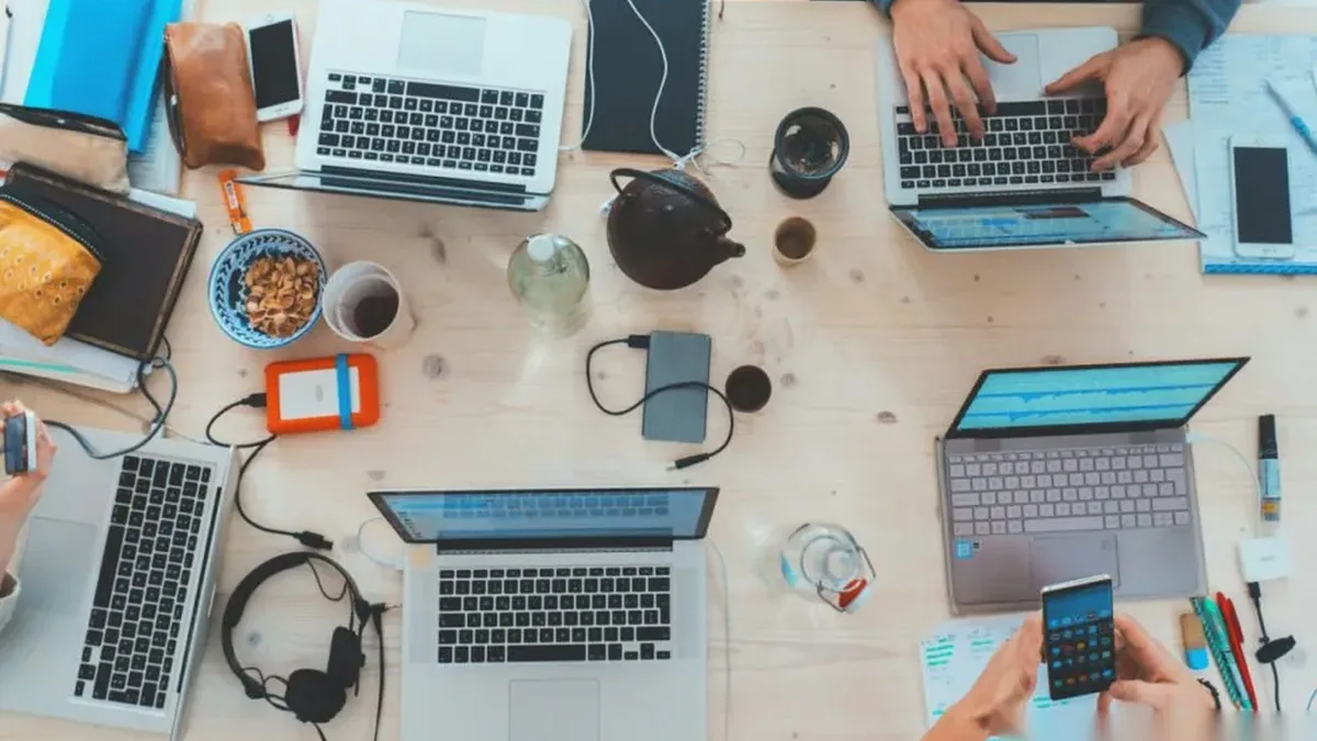 b4 langgraph vs crewai team workflow What is CrewAI, and why do teams prototype with it first?