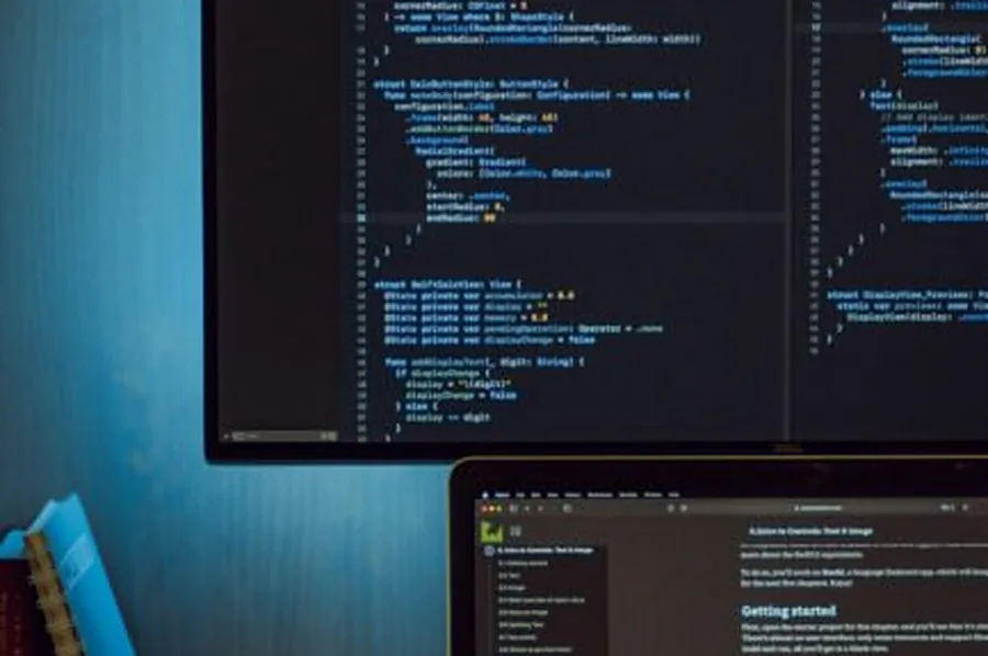 Side-by-side comparison of In-editor assistant vs Terminal agent